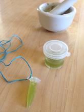 perfume in a pot or necklace