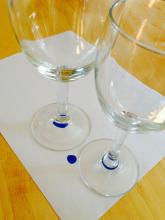 wine glass base bends light